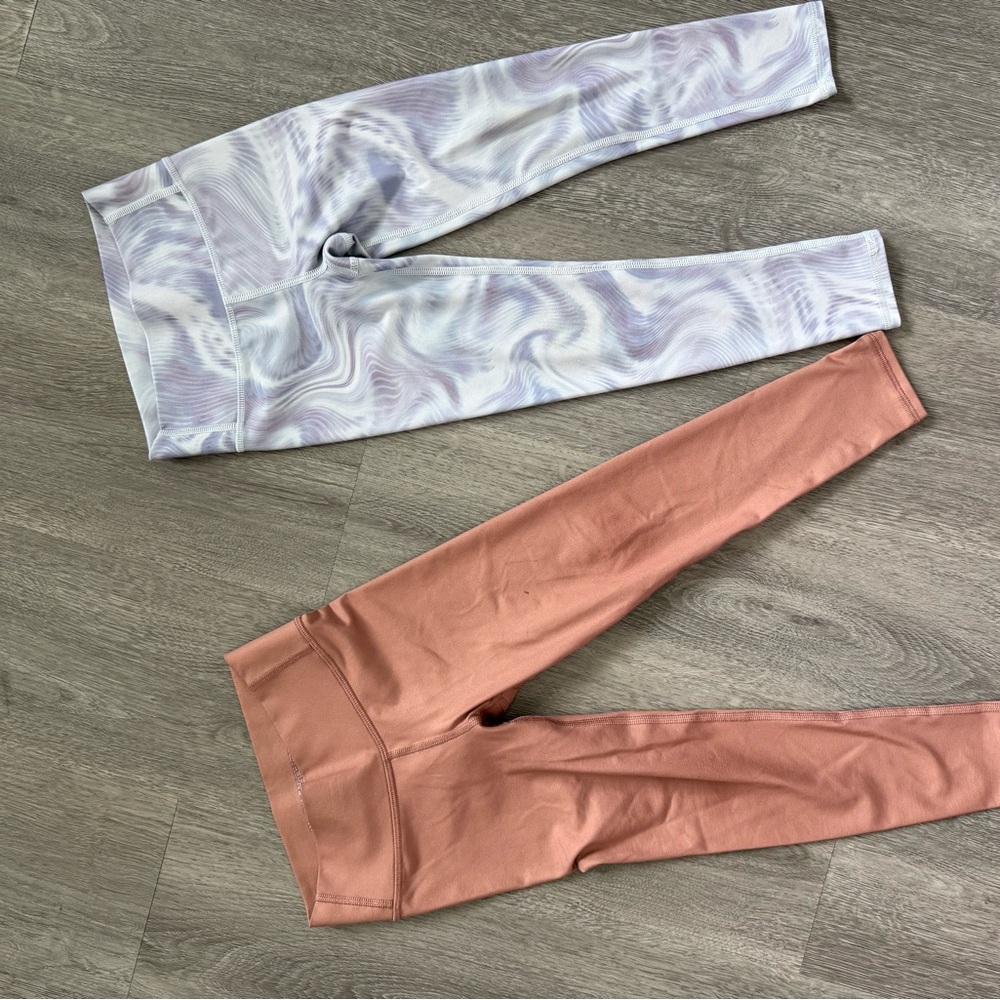 All in Motion Kids Swirl Pattern Leggings - Purple and White